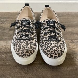 Sperry Leopard Sneakers  New Size 9